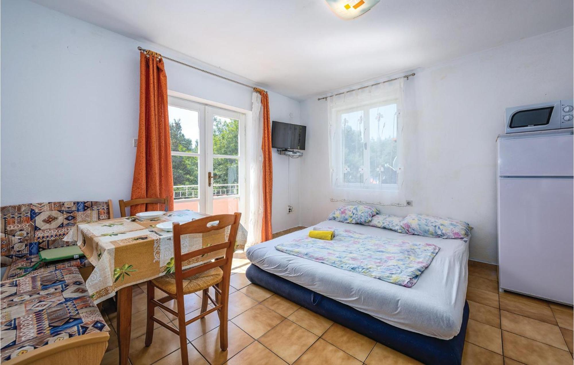Amazing Apartment In Rovinj With Wifi 外观 照片