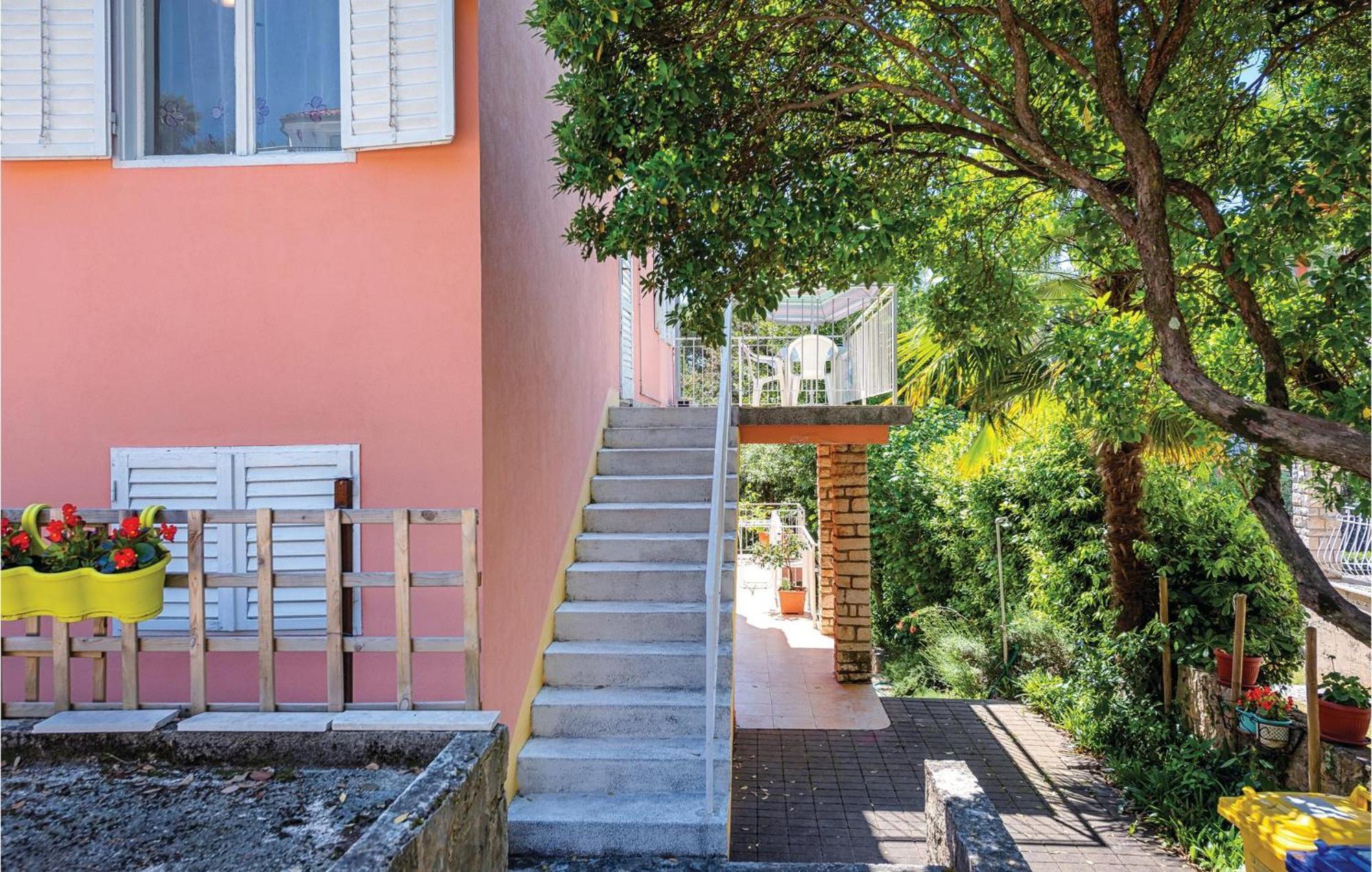 Amazing Apartment In Rovinj With Wifi 外观 照片