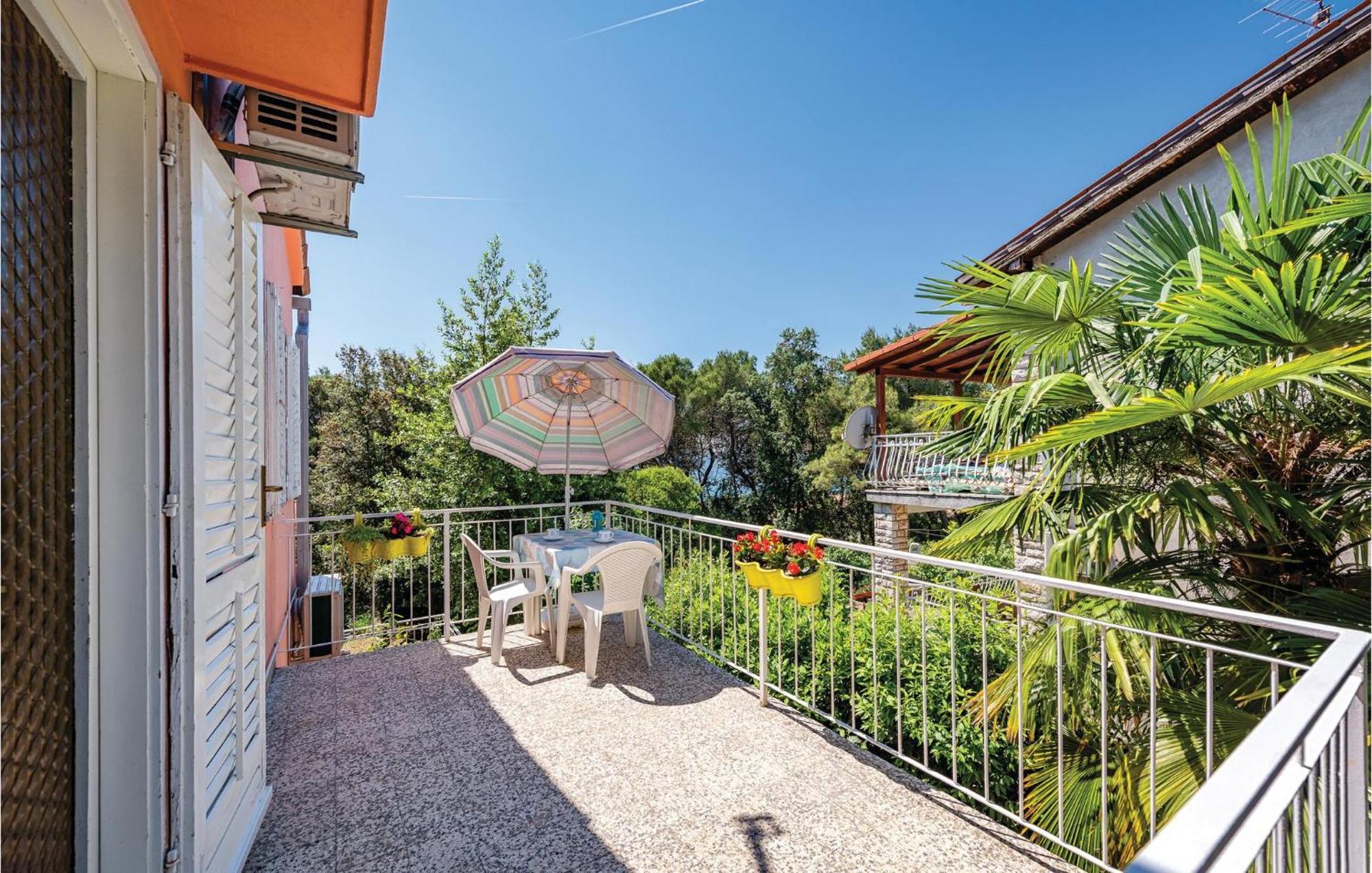 Amazing Apartment In Rovinj With Wifi 外观 照片