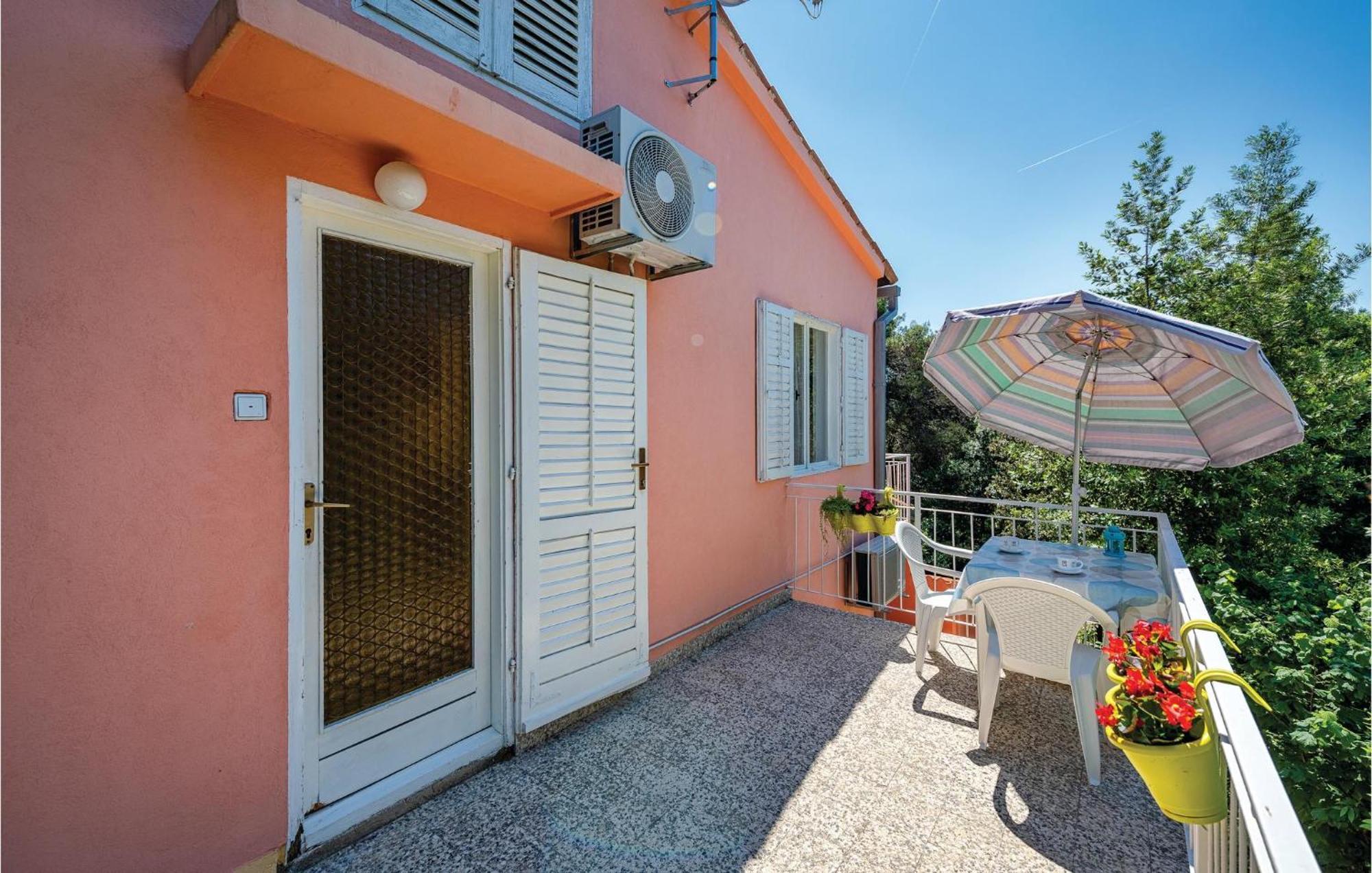 Amazing Apartment In Rovinj With Wifi 外观 照片